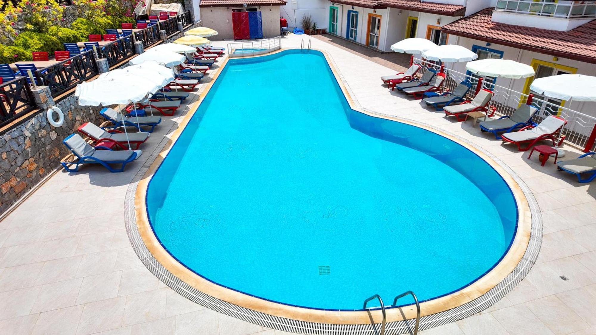 Konfor Suite Otel Cedit Экстерьер фото